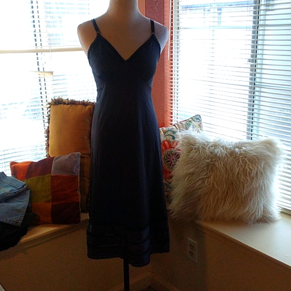 Vintage Black Slip
